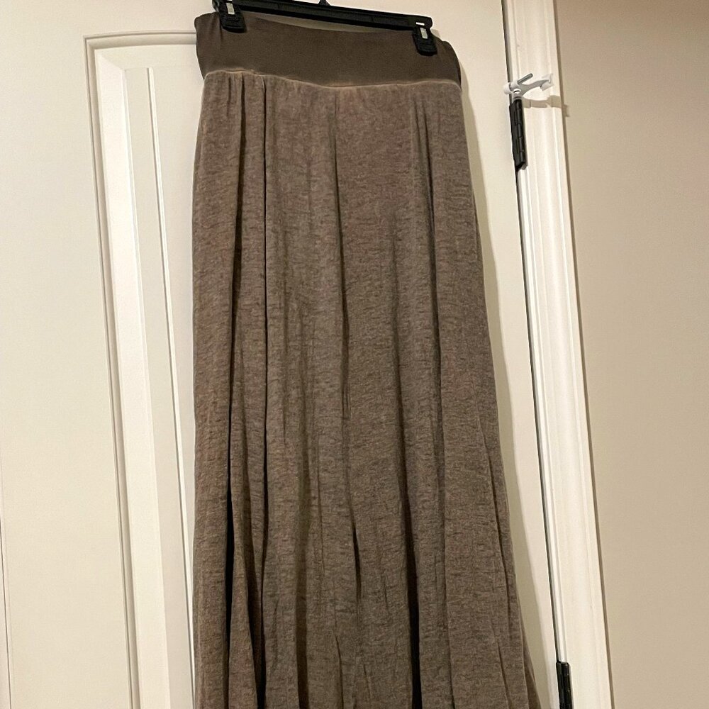 SAGA Maxi Skirt, Knit, Elastic waste, Lace Bottom, Size 2 Medium (Pre-Owned)
